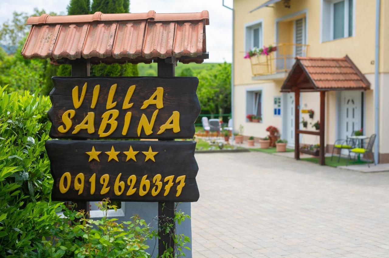 Apartmani Sabina 弗济内 外观 照片